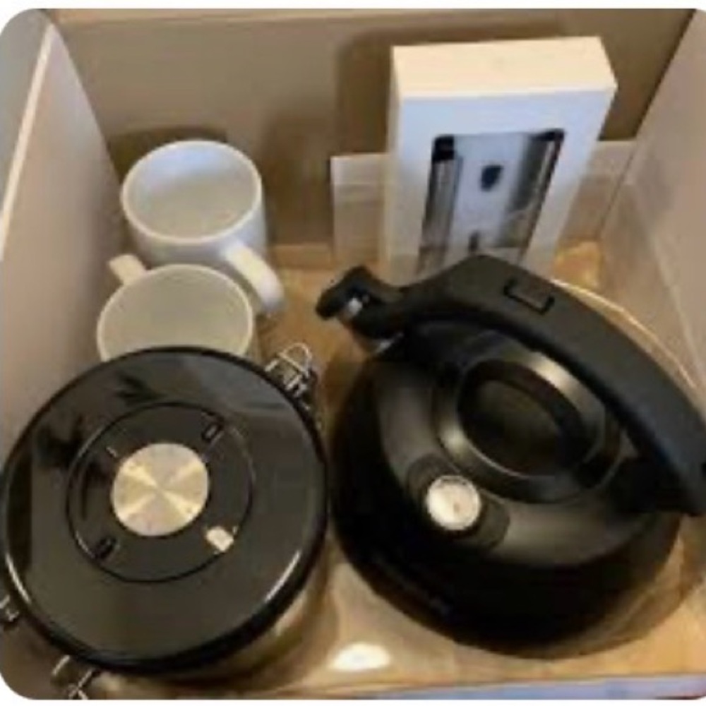 Herbalife Nutrition Tea Pot Set